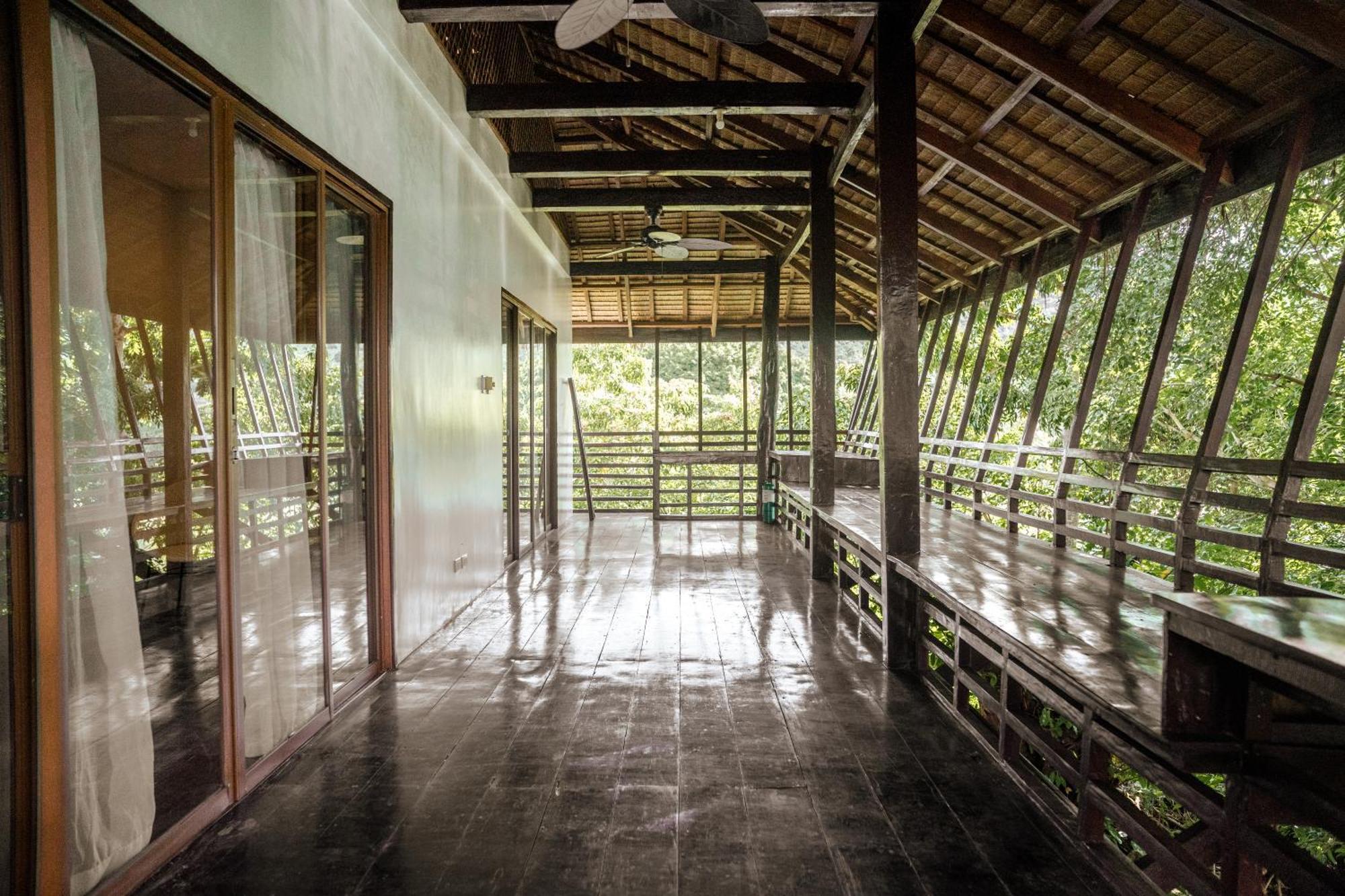 Balay Kogon Hotel Carles Ruang foto